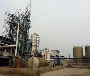 Distillation tower group